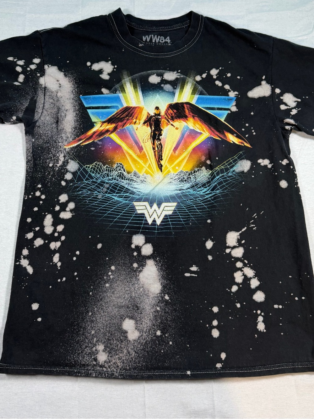 Official Wonder Woman 1984 (WW84) Bleach-Splatter Graphic T-Shirt